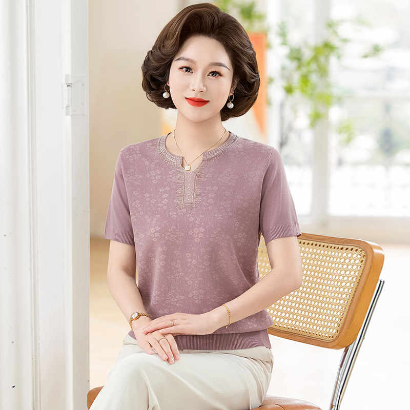 2026 New Style Mom Summer Outfit, Scissor Collar Knitted T-Shirt, Middle-Aged Women's Summer Short-Sleeve Fashionable Top for Middle-Aged and Elderly Women