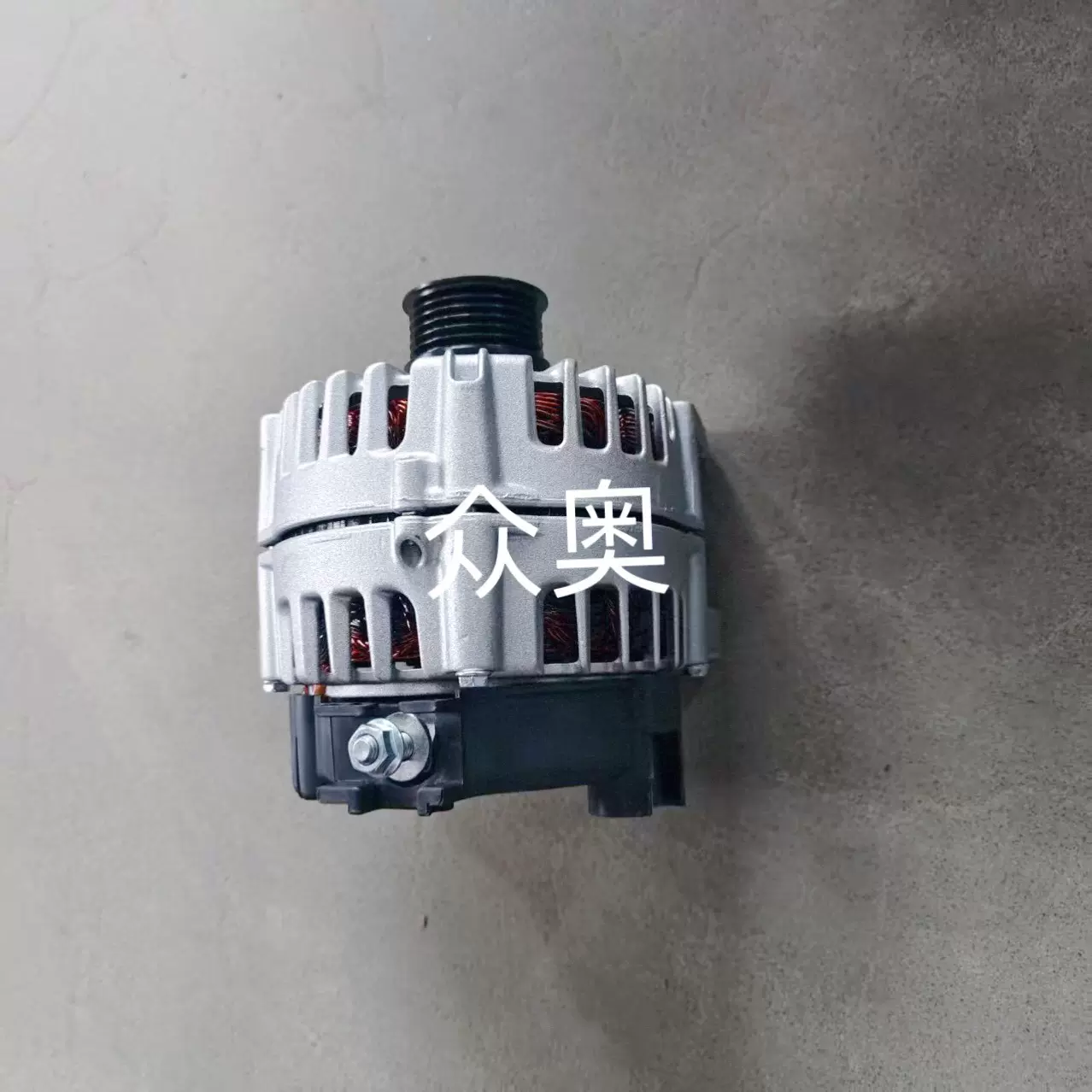 适用奔驰CL500发电机A0141540902 2605594 439741 439823发电机