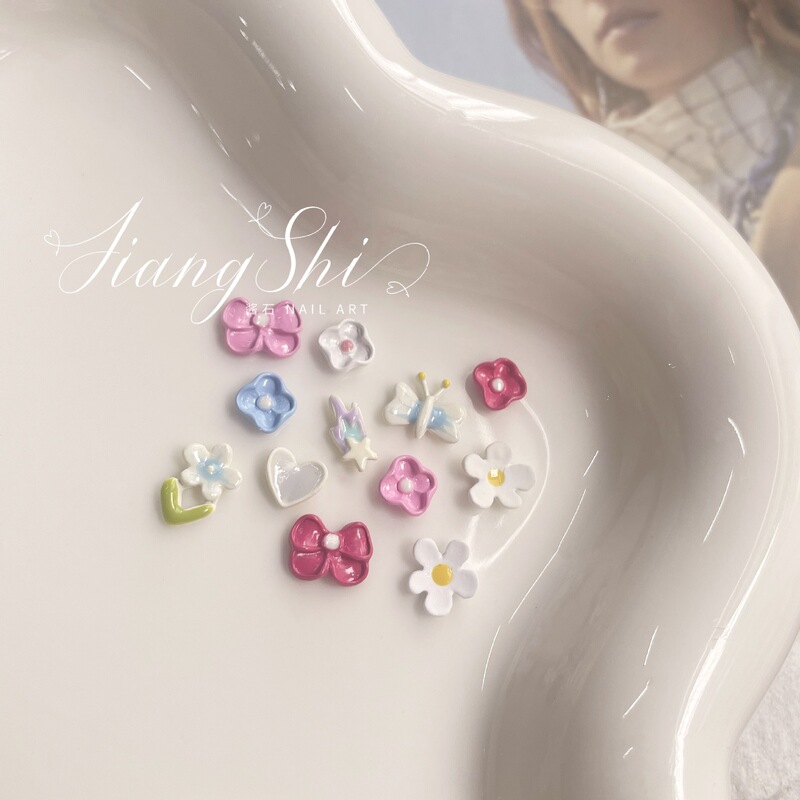 Net Celebrant New Spring and Summer INS Wind Spring Tour Small Flower Butterfly Alloy Nail Art Jewelry Small Fresh Oil Painting Decoration