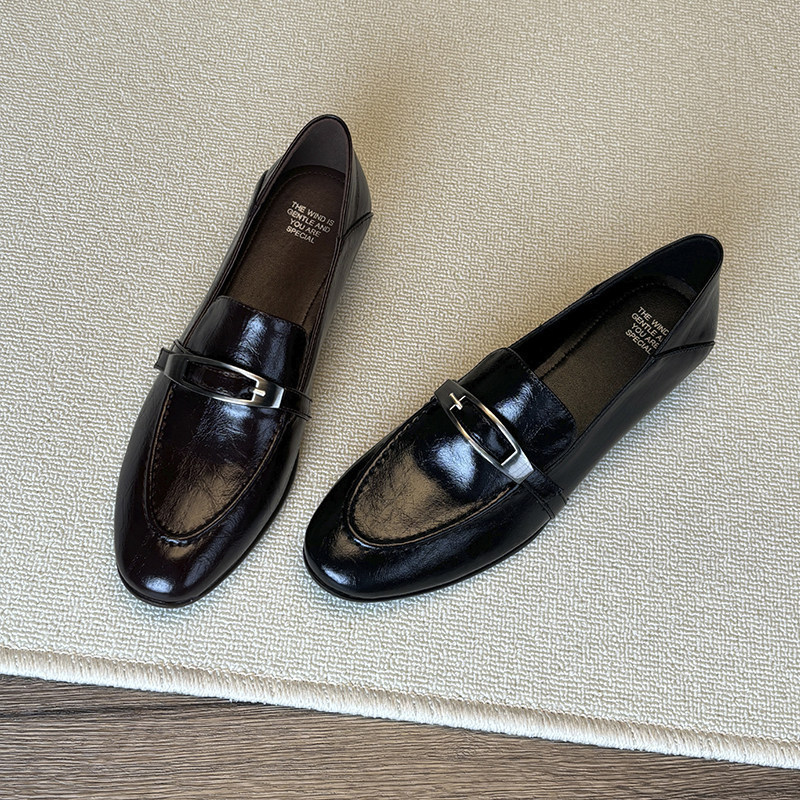 Wheat House ~!Retro British Style Metal Buckle Loafers for Women with Chunky Heels and Slip-On Design for Commuting Wheat House ~!Retro British Style Metal Buckle Loafers for Women with Chunky Heels and Slip-On Design for Commuting