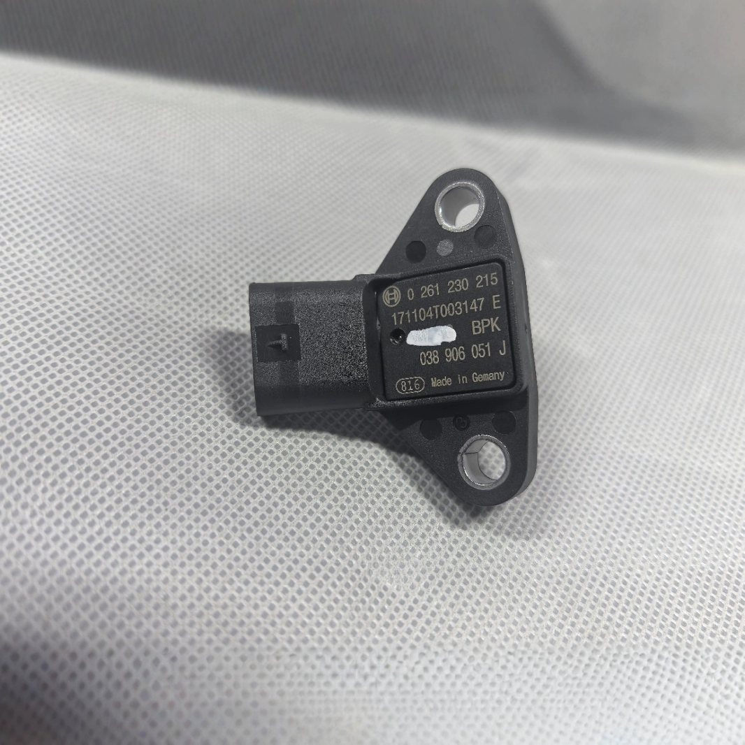 038906051J 038 906 051 J Touareg Датчик давления