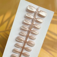 30片手工穿戴美甲裸色香檳短短T貓眼可拆卸穿戴美甲貼片