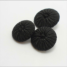 �~�ی��u�ֹ��b�Ůʿ����������q����Ƥ�� �ڰ׃�ɫ