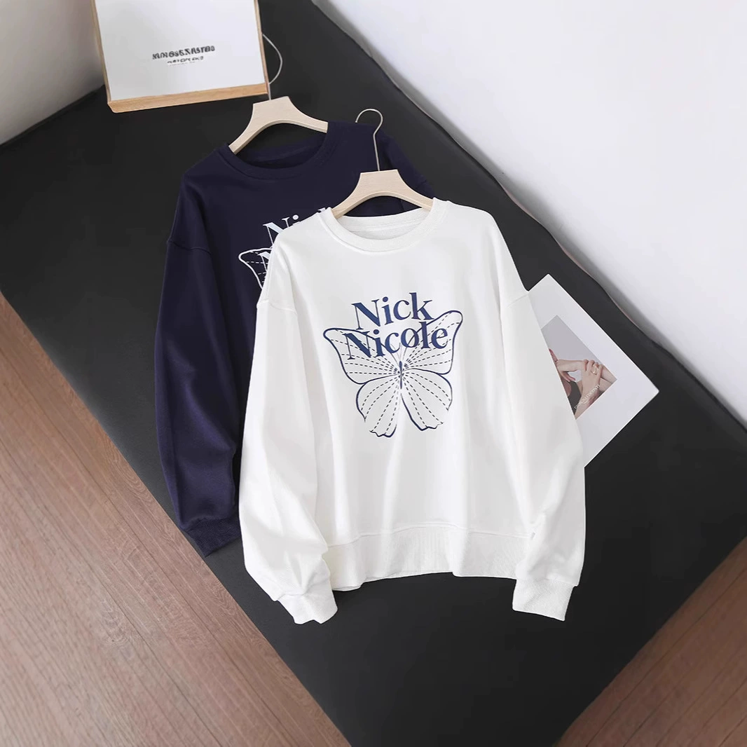 В наличии 2025 женская новая повседневная свободная толстовка с длинными рукавами и буквенным принтом бабочки, универсальный топ с круглым вырезом 2T