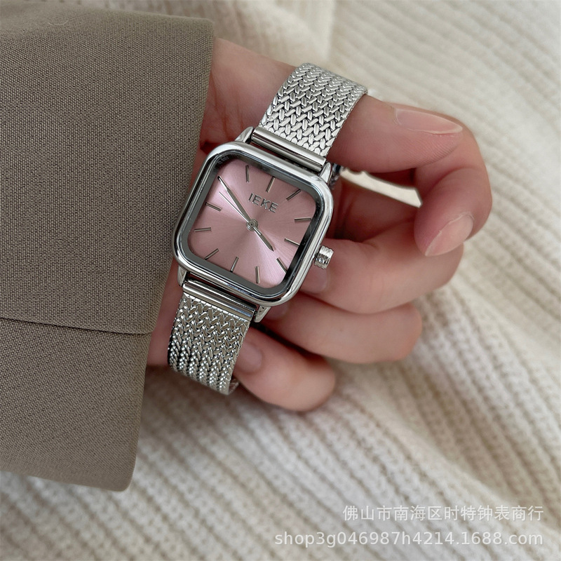 IEKE cool style simple small dial retro ins Korean style women's all-match light luxury high-grade women's watch IEKE cool style simple small dial retro ins Korean style women's all-match light luxury high-grade women's watch
