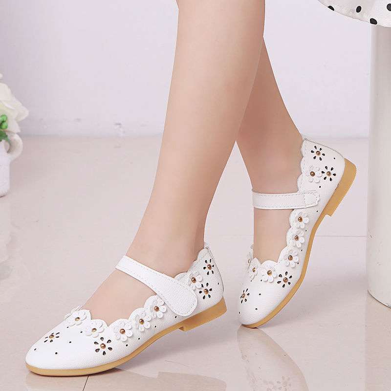 New Spring Girls Hollow Flower Princess Shoes Soft Sole Baby Shoes Korean Style Small Leather Shoes Single Shoes Dance Shoes