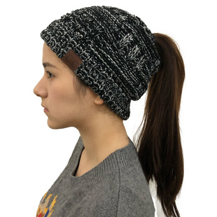 2019 New Winter Warm European and American Popular Bamboo Cc Knitted Hat Ponytail Hat Women's Versatile Fashionable Woolen Hat