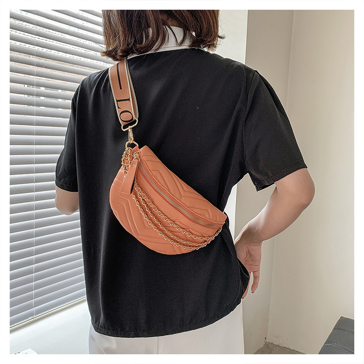 Femmes Vêtement De Rue Couleur Unie Faux Cuir Taille Sacs display picture 12