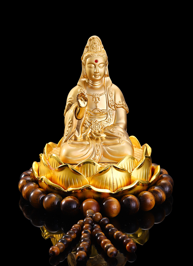 Car ornaments thousand hands Guanyin car accessories perfume center console perfume holder Buddha statue men's car car accessories