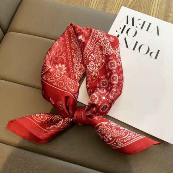 70 レトロカシューフラワーシルクスカーフ、ハイエンドファッション装飾スカーフ、トレンディなマッチングアイテム、小さなシルクスカーフ卸売|undefined