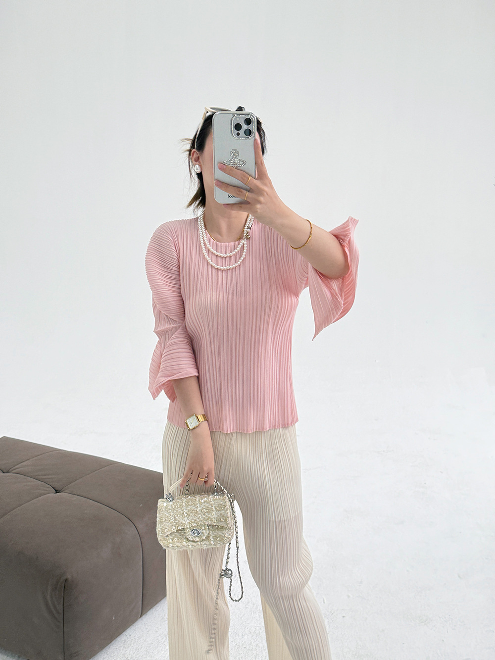 Áo phông nữ cổ tròn ôm dáng dễ phối — Màu đen