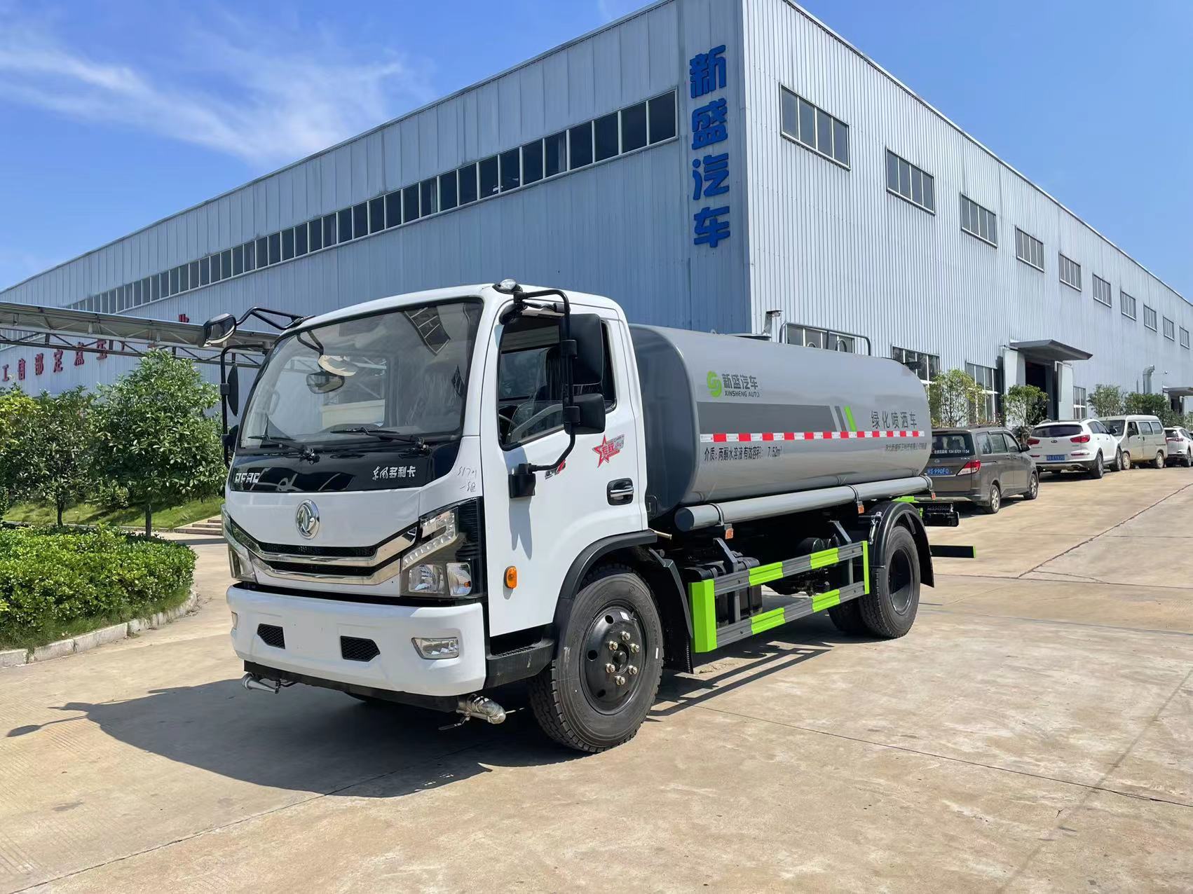 Professional Customized Sprinkler Truck 10 Cubic Meter Sprinkler Truck Can Be Equipped with a Large Platform and a Fog Cannon Can Be Installed with an Electronic Water Bubble