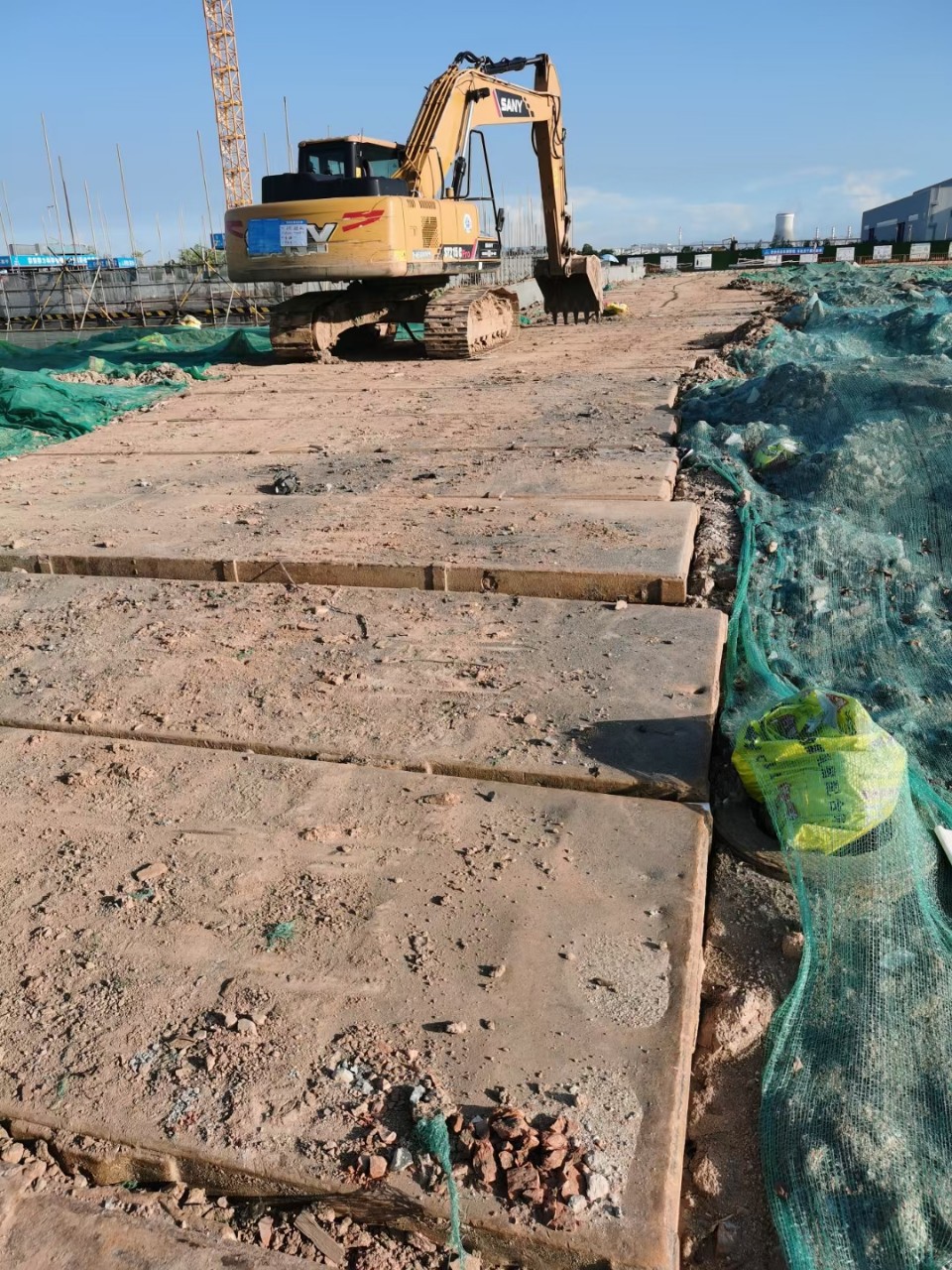 广东地区大量出租出售全新二手路基箱路基板铺路垫板铺路钢板