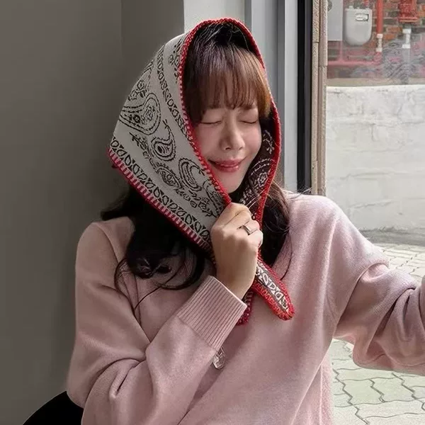 Dongdaemun Korean-style vintage paisley jacquard double-sided knitted triangle scarf shawl for women, headscarf, skirt curtain, butt curtain