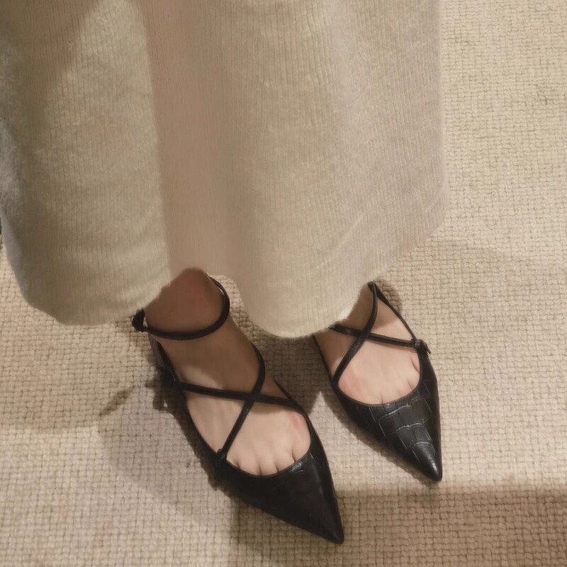 Sheepskin Version ~ High-End Crocodile Pattern Genuine Leather One-Line Buckle Flats Shoes for Women, Soft-Soled Pointed-Toe Pumps, Scoop Shoes