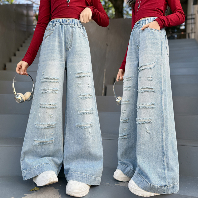 Girls' Jeans Spring and Autumn New Style Children's Clothing Korean Fashion Trendy Kids' Street Style Rhinestone Ripped Pants 2026 Girls' Jeans Spring and Autumn New Style Children's Clothing Korean Fashion Trendy Kids' Street Style Rhinestone Ripped Pants 2026