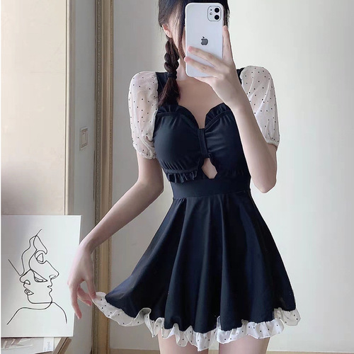 Women's Conservative Skirt-style One-piece Short-sleeve Sun Protection Swimsuit for Hot Spring, 2024 New Fashion Student Swimwear, Slimming and Covering Stomach