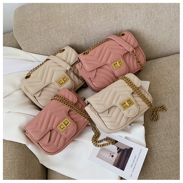 Textured small bags for women 2023 new bags Korean style fashion casual one-shoulder crossbody lock chain small square bag_voghion.com
