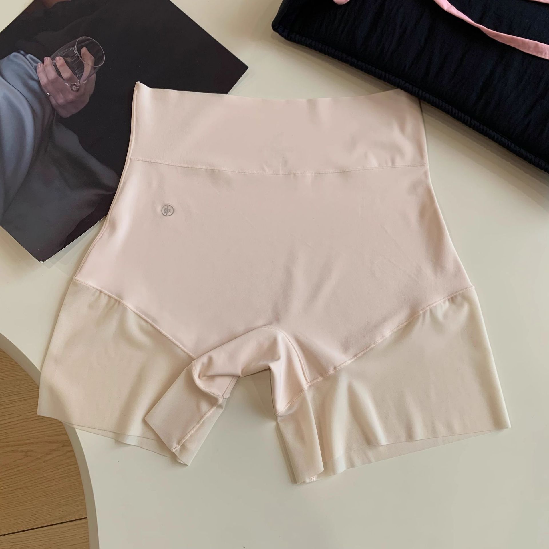 Leggings sin rizos tres en uno sin costuras, pantalones de cintura alta, glúteos y barriga, bragas de seda de hielo, pantalones de seguridad anti-luz para mujer