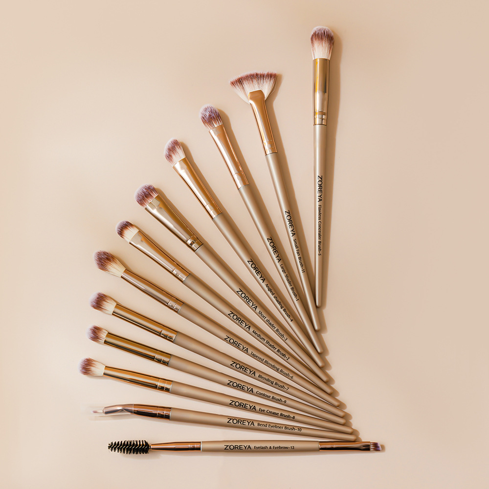 Traje marrón sin bolsa