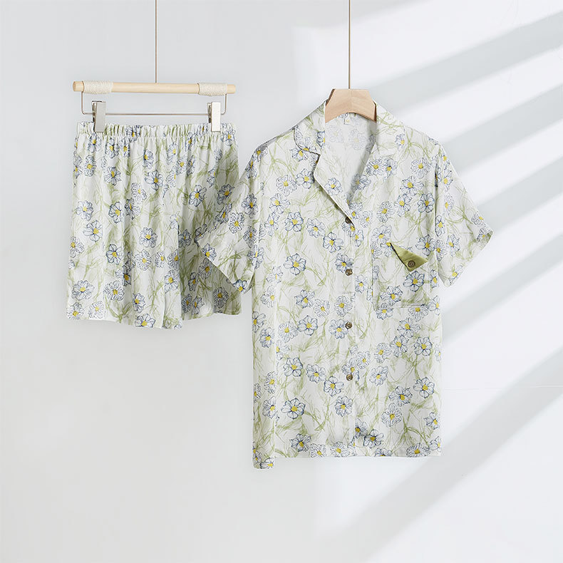 공새틴 1054 쇼트 - 예술적 개념