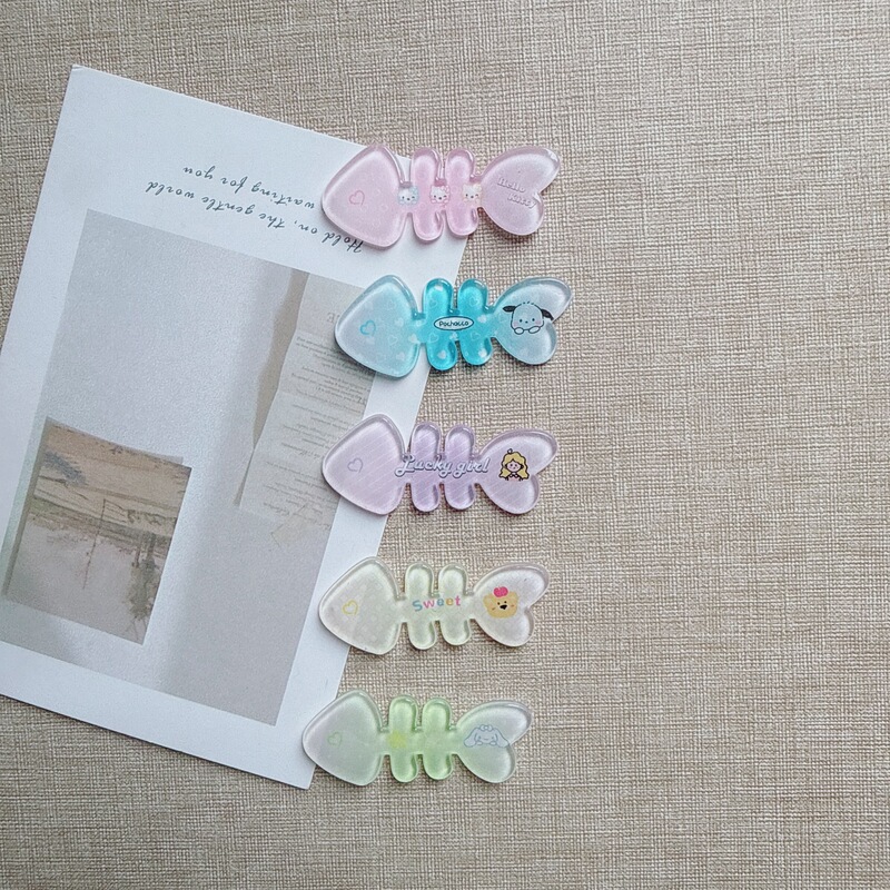 New Style Fresh Gradient Fishbone Resin Small Accessories Wholesale Bag Charms Keychains DIY Cream Glue Hair Accessories