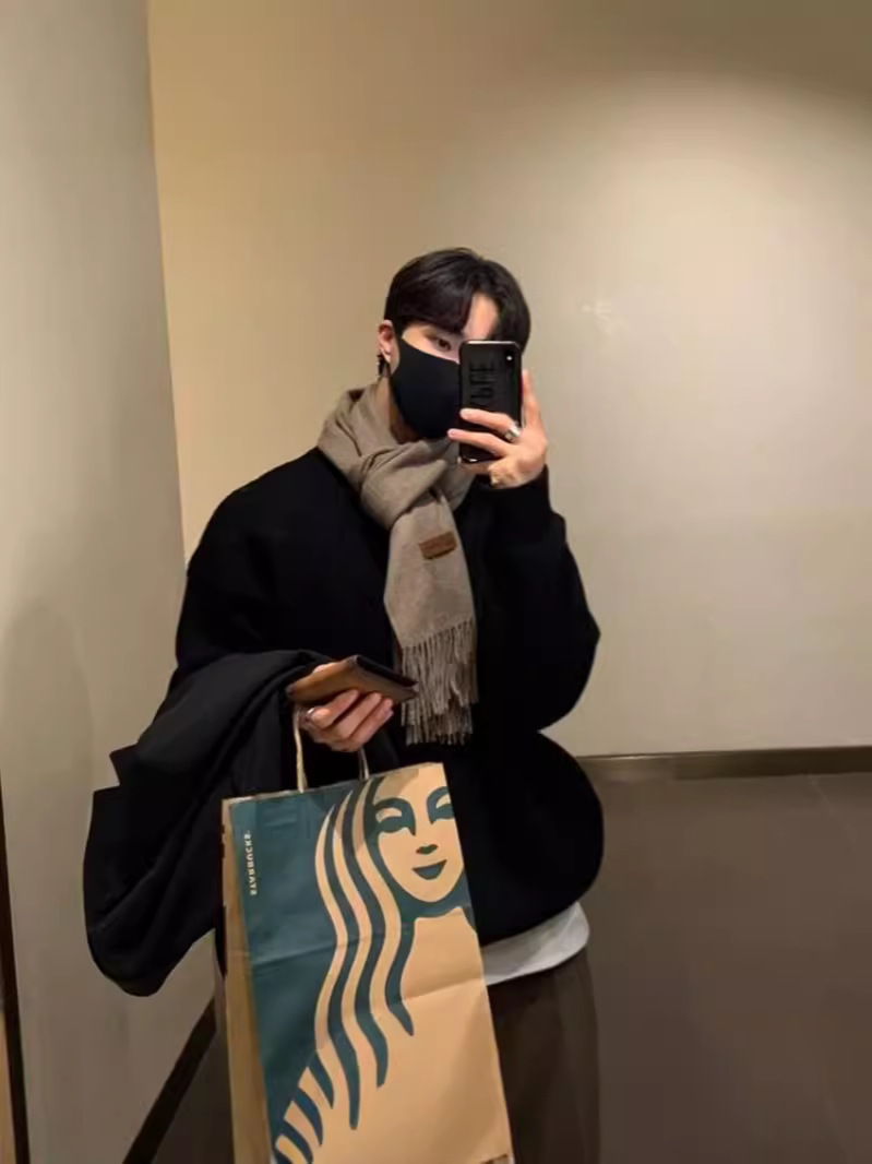 Otoño e invierno suéter grueso para hombres tendencia coreana suéter de punto japonés suelto invierno ins estilo Hong Kong abrigo de suéter perezoso