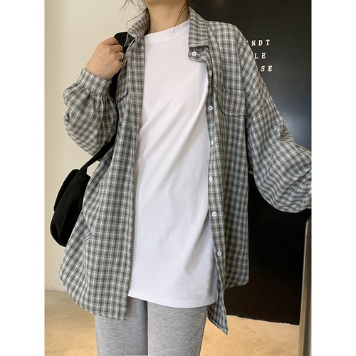 White long-sleeved T-shirt for women with pure cotton, mid-length, loose fit, oversized design, suitable for outerwear or innerwear, autumn top for plus-size women