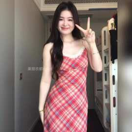 网纱+内里双层 复古红色格纹连衣裙女V领蕾丝拼接网纱吊带裙长裙