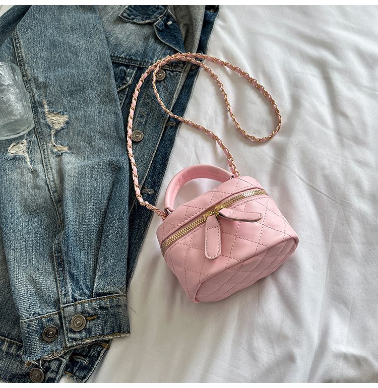 169g Weight Zipper Closure Type Single Shoulder Strap Strap Type Shoulder Bag Bags Type Casual Occasion Pu Leather Material Solid Color Pattern All Seasons Season Women's Gender Streetwear Style Square Shape Women's Pu Leather Solid Color Streetwear Square Zipper Shoulder Bag 42