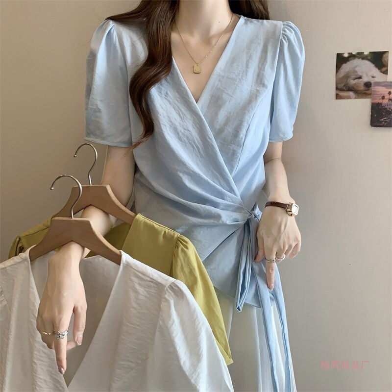 2026 Summer Shirt with Lace-Up New Design, Slimming Waist-Cinching Top, Short-Sleeve Irregular Lightweight Shirt in Blue 2026 Summer Shirt with Lace-Up New Design, Slimming Waist-Cinching Top, Short-Sleeve Irregular Lightweight Shirt in Blue
