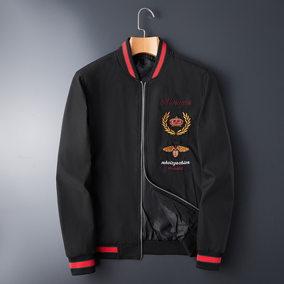 2021春季新款青年男士小蜜蜂刺绣休闲夹克薄款棒球服男立领外套