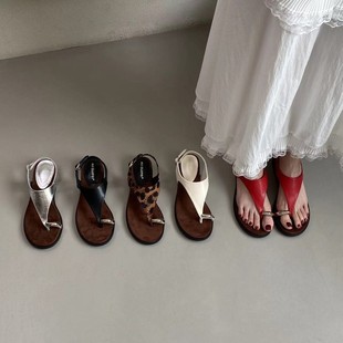 Korean Style Fashionable and Versatile Silver Simple 2025 Summer New Women's Shoes Round Toe Wedge French Sandals