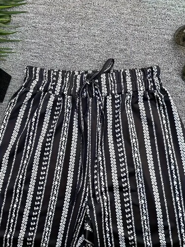 Women's Loose Straight Leg Pants with Vertical Stripes, Casual, Slim Fit, Drawstring, Spring and Autumn Season, Versatile, High-Waisted