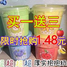 ����W��ˮ�≺������Ͱ����һ�󱧱������z�ɚ���μt����ͯ���b