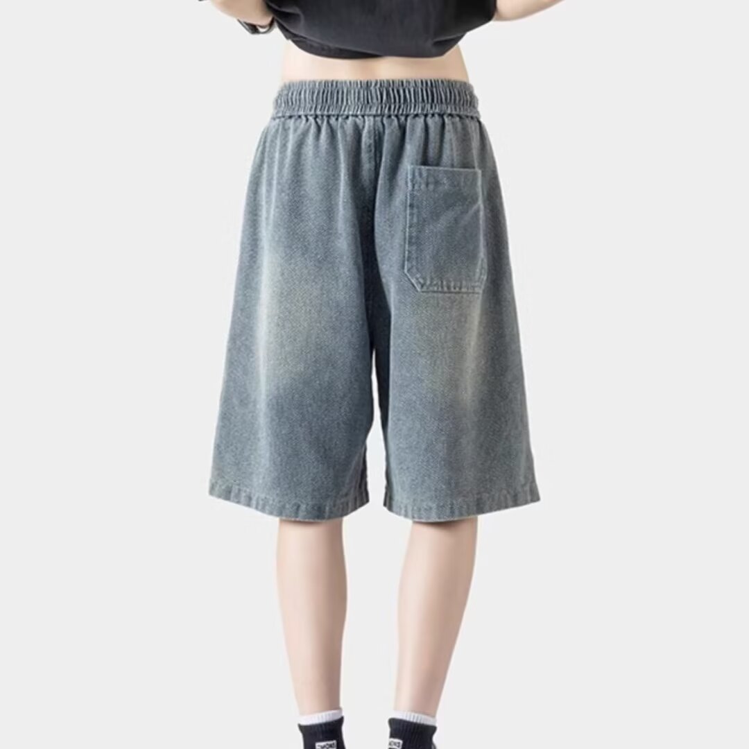 Pantalones cortos de mezclilla de cinco puntos de estilo fino de verano para hombres, pantalones de marca de moda casuales delgados, pantalones de 5 puntos para hombres