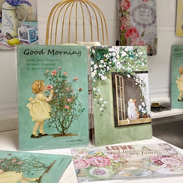 Retro Flower Character Tin Painting Garden Pastoral Flower Shop Balcony Outdoor Wall Old Decorative Arrangement Pendant Retro Flower Character Tin Painting Garden Pastoral Flower Shop Balcony Outdoor Wall Old Decorative Arrangement Pendant