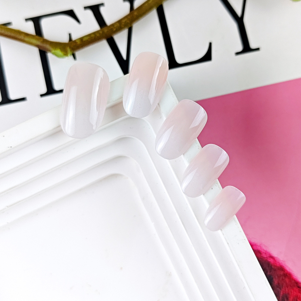 Moda rosa y blanca gradiente arte de uñas corto 24 piezas parche de uñas terminado suave y dulce