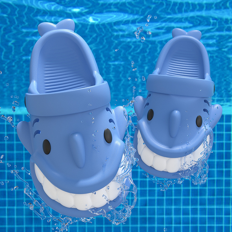 Hermosas zapatillas de tiburón para niños 2025 verano nuevo outerwear antiderrapante para padres e hijos zapatillas para niñas
