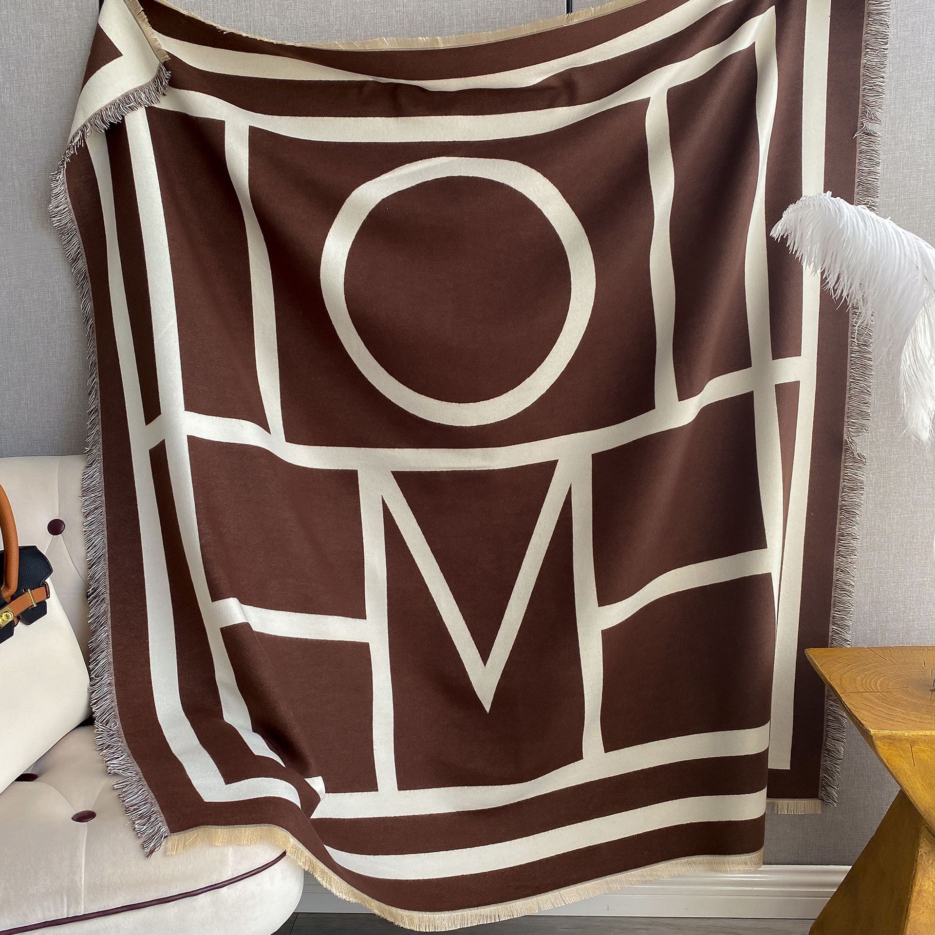 2023 Otoño e Invierno Nueva carta MO bufanda de cachemir de doble cara mantón de la habitación con aire acondicionado ropa exterior de viaje capa engrosada para las mujeres