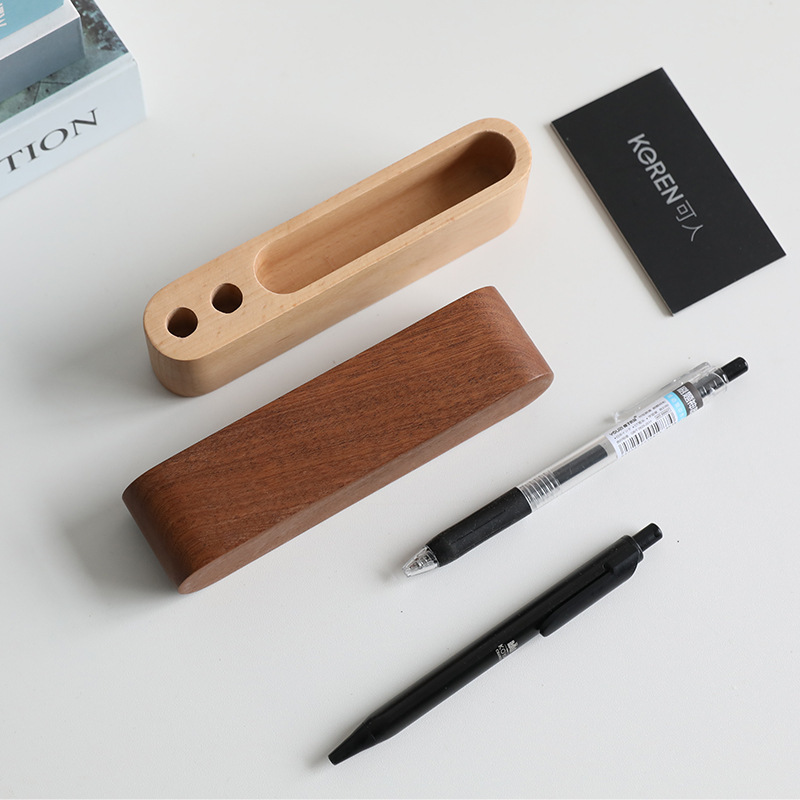 現物はLOGO烏檀木の名刺座の木製のペンを持ってデスクトップのカードの台の卸売りの名刺の棚を挿して台を並べます。|undefined