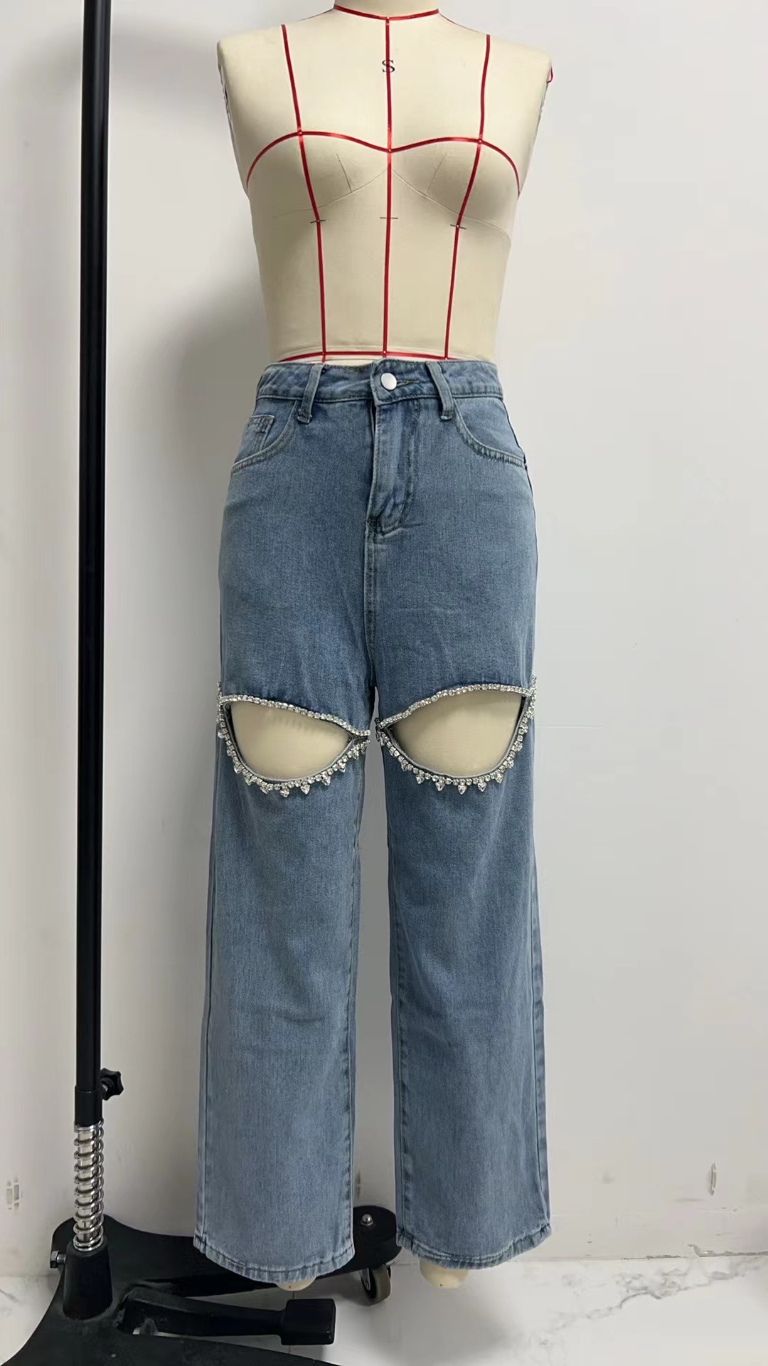 Damen High-waist Jeans Mit Strass Im Geraden Schnitt Modern_voghion.com