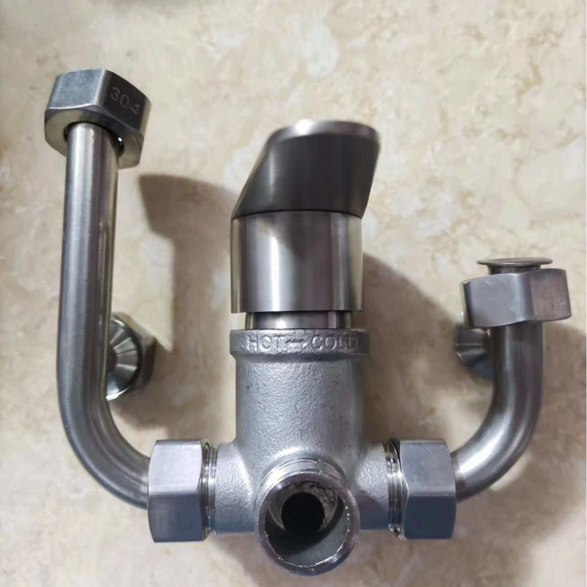 매트 풀 304 대형 흐름 U 밸브