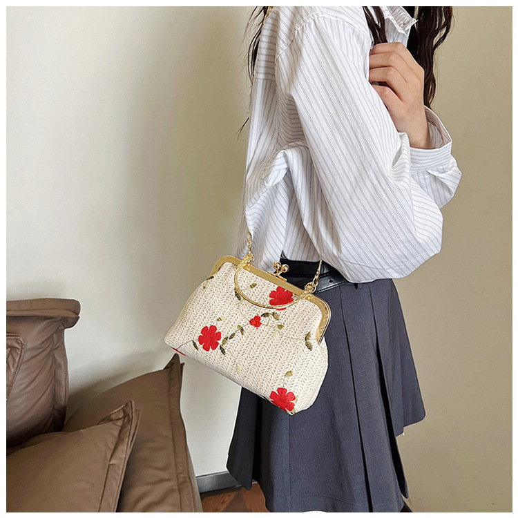 Fabric Straw Flower Square Evening Bags display picture 3