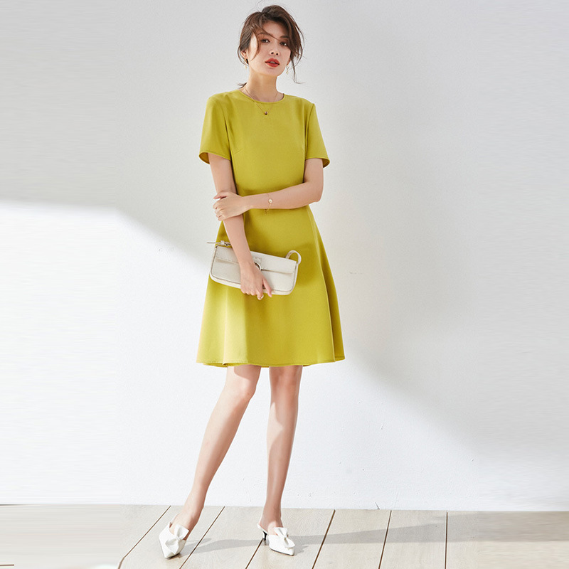 Shenghong's New Summer Style Elegant Waist-Cinching Slim-Fit Short-Sleeved A-Line Mid-Length Dress for Petite Figures 13133