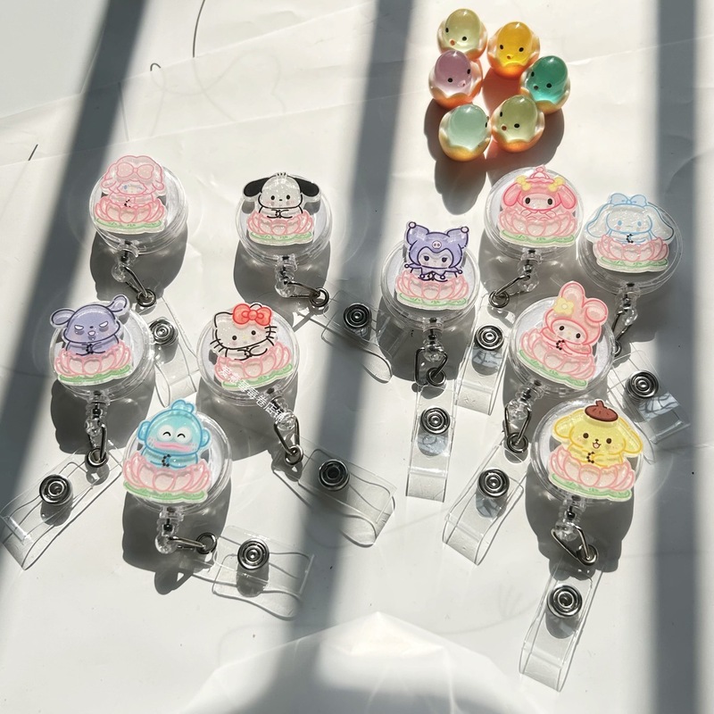 Ins cute retractable easy-pull buckle retractable buckle nurse doctor badge clip work certificate badge card holder