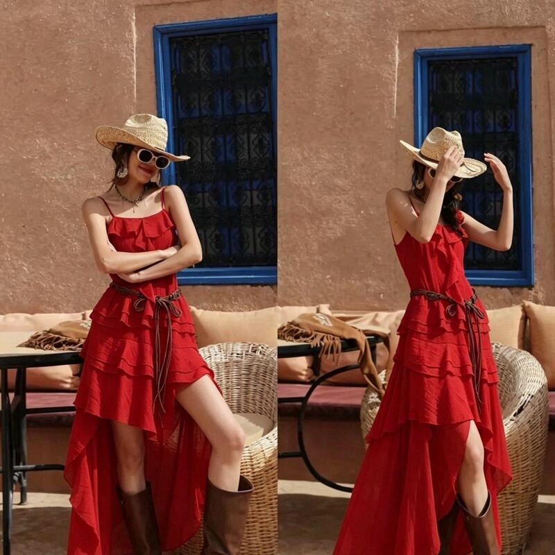Yunnan and Xinjiang Travel Outfit: French-Style Red Suspender Dress with Waist-Cinching Design, Slimming Ethnic Style Vacation Dress, Summer Hot-Selling Dress