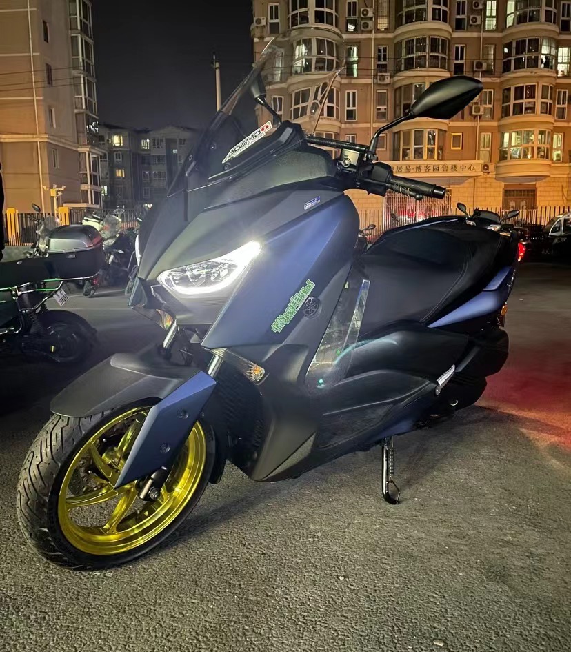 Suitable for Yamaha Xmax300 Front and Rear Cast Wheels Aluminum Alloy Lightweight Cnc Modified Wheels and Rims Modified Only