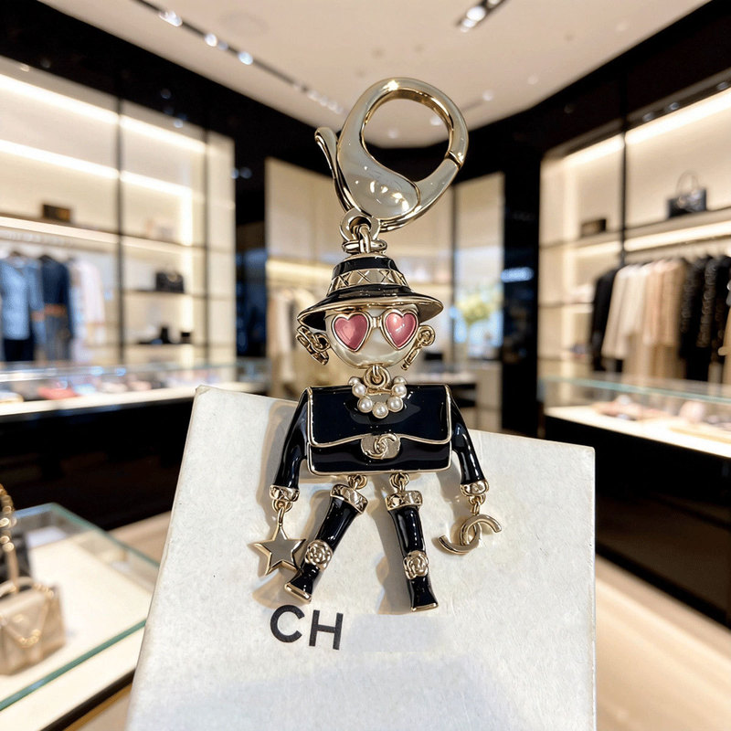 Chanel-Style 25 Black Robot Bag Buckle Doll Keychain Fashion Pendant Keychain Cute Accessory