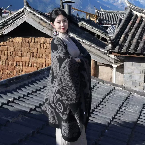 2025 Pallas Ethnic Style Autumn and Winter Simple Fashion Large Shawl Photo Imitation Cashmere Scarf Cape